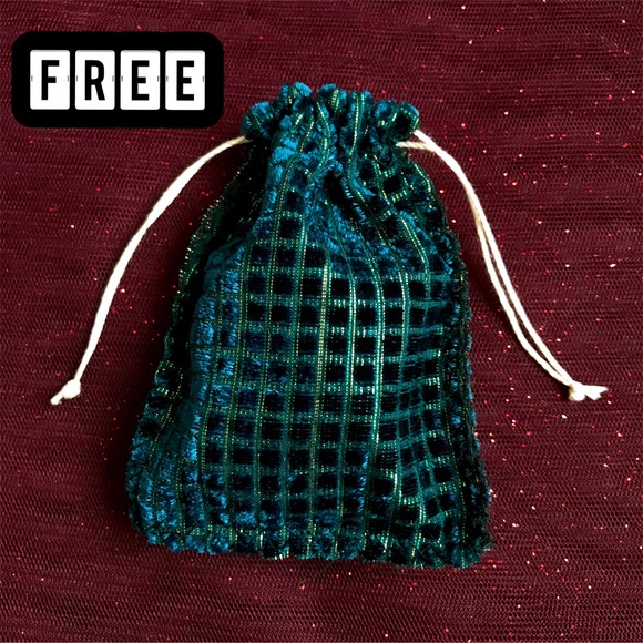 ☽Rose Quartz Pendant Boho Necklace☾ - Picture 6 of 6